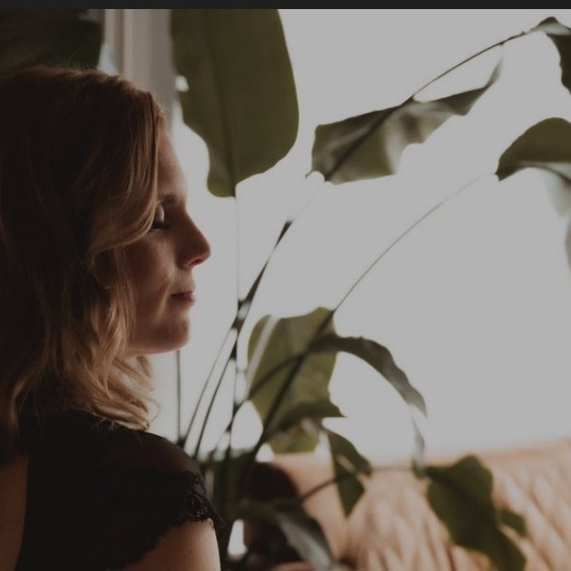 Inge van Innergy Balance begeleidt vrouwen tijdens een fertiliteitstraject naar meer rust, vertrouwen en emotionele balans. Inge van Innergy Balance begeleidt vrouwen tijdens een fertiliteitstraject naar meer rust, vertrouwen en emotionele balans.