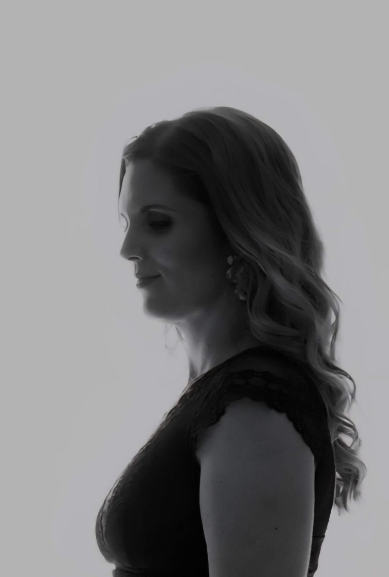 Inge gaf zich bloot, letterlijk en figuurlijk, tijdens haar kinderwens. Nu helpt ze anderen met meer zelfvertrouwen en kracht